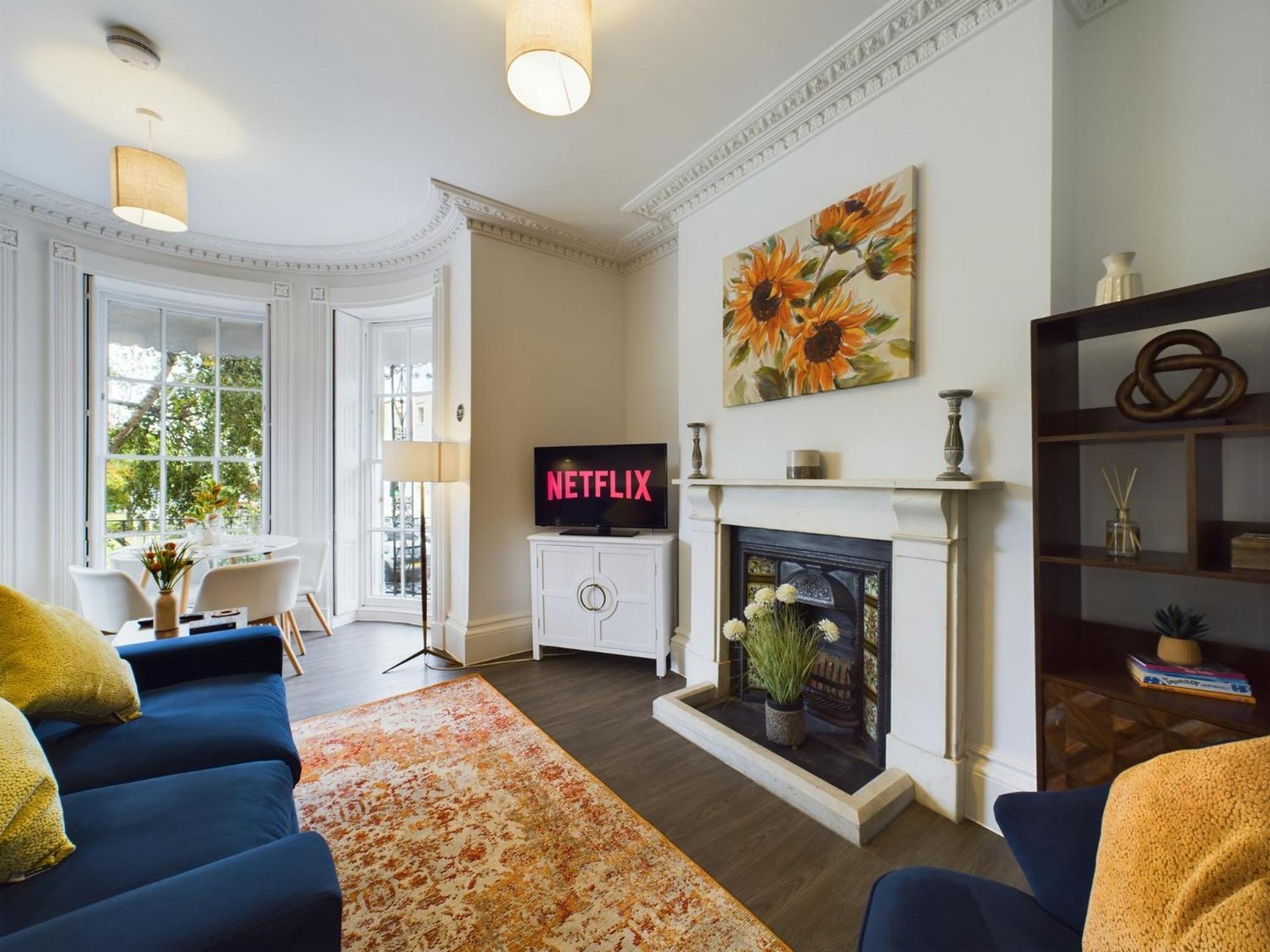 Belle Vue Regency King Size W Free Parking Cheltenham Exterior foto
